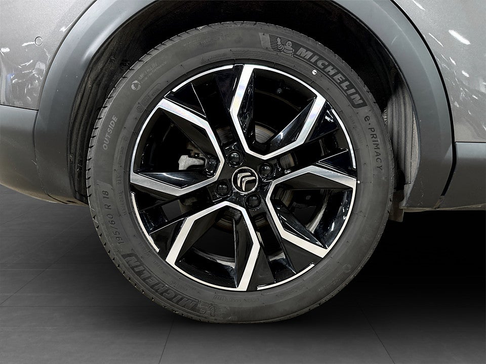 Bild på Citroën e-C4 Shine Exclusive 50kWh 136hk Aut - B-KAMERA,PANO,ELSTOL