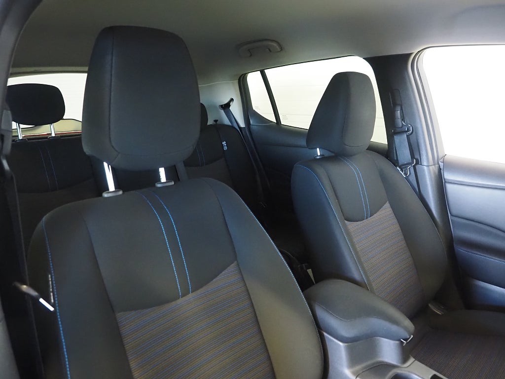 Nissan Leaf N-Connecta|40kWh|Värmepump|360 kamera 2023