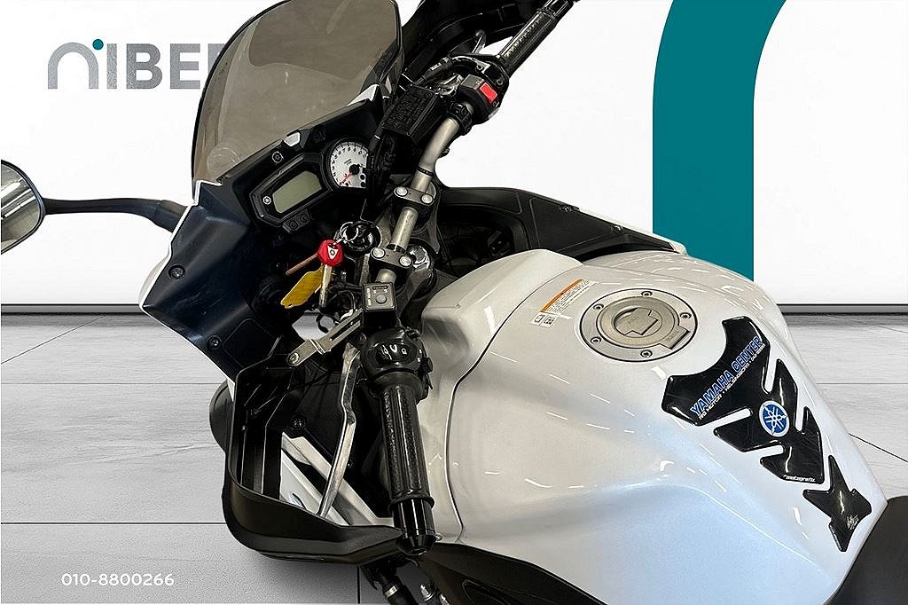 Yamaha FZ8-S ABS YAMAHA FZ8-S ABS EXTRA UTRUSTAD
