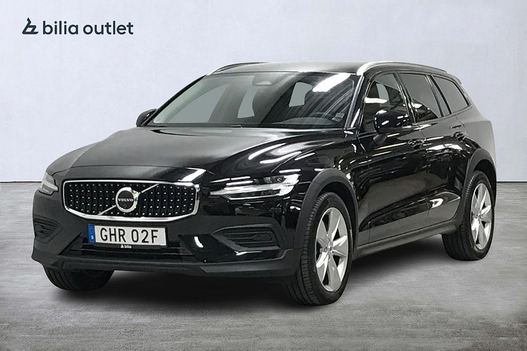 Volvo V60 Cross Country B4 AWD Diesel Core 197hk Navi Drag BLIS Carplay 360°