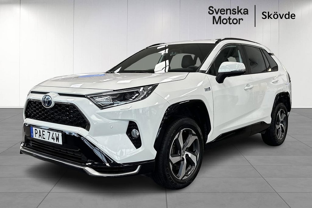 Toyota RAV4 Laddhybrid Plug-in Hybrid PHEV 306hk AWD X-Edition, Drag, Takräc