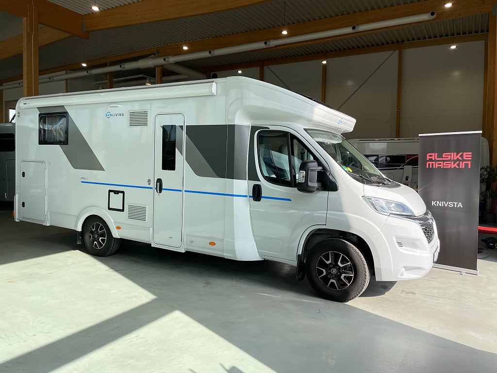 Sun Living S 75 SC /Taksäng/AC bodel/B-körkort/5 bältad