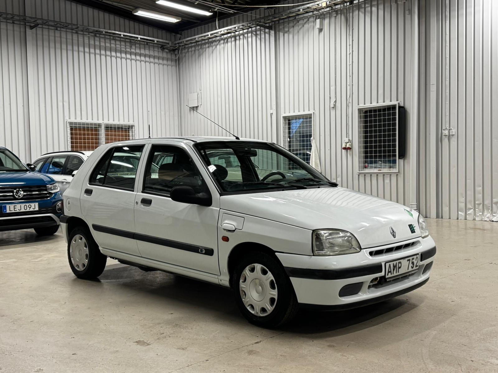 Renault Clio 1997, bild 3/58