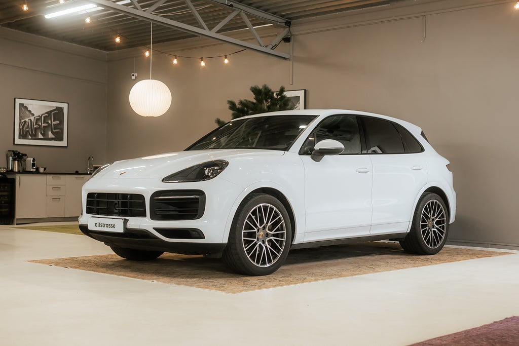 Porsche Cayenne SportDeisgn-front,  Adaptivfarthållare ,