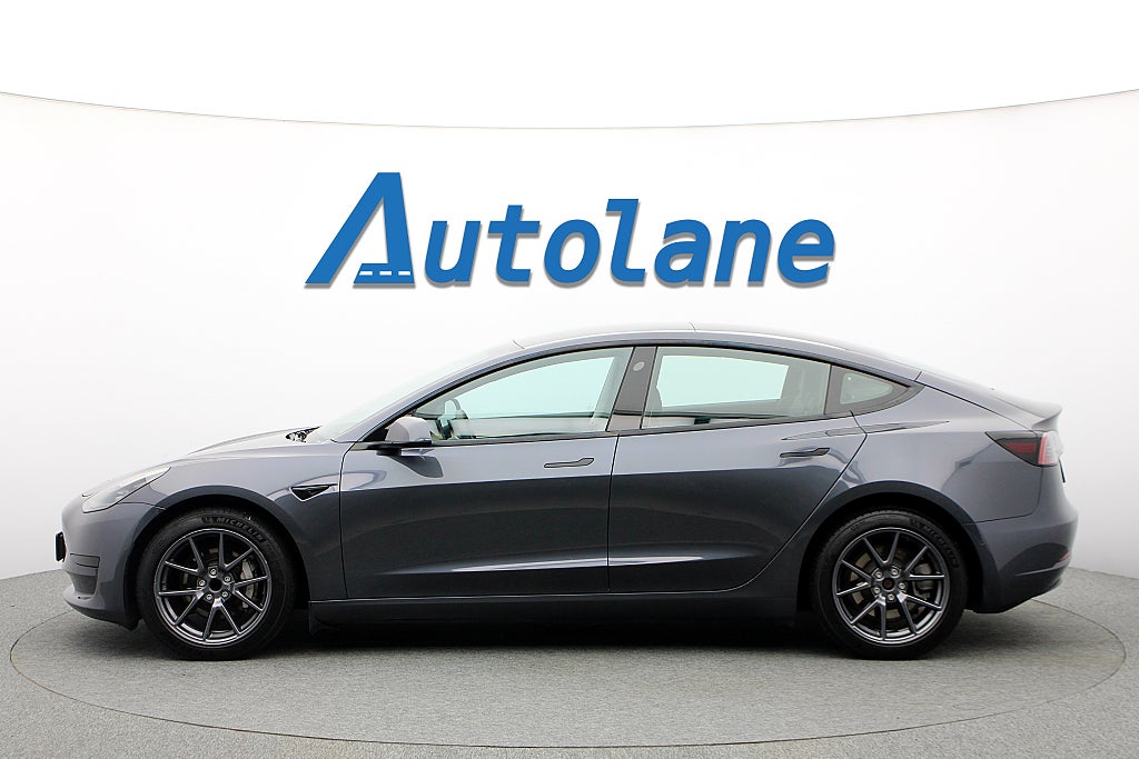 Tesla Model 3 Standard Range RWD, MOMS, Panorama, Kamera 283hk