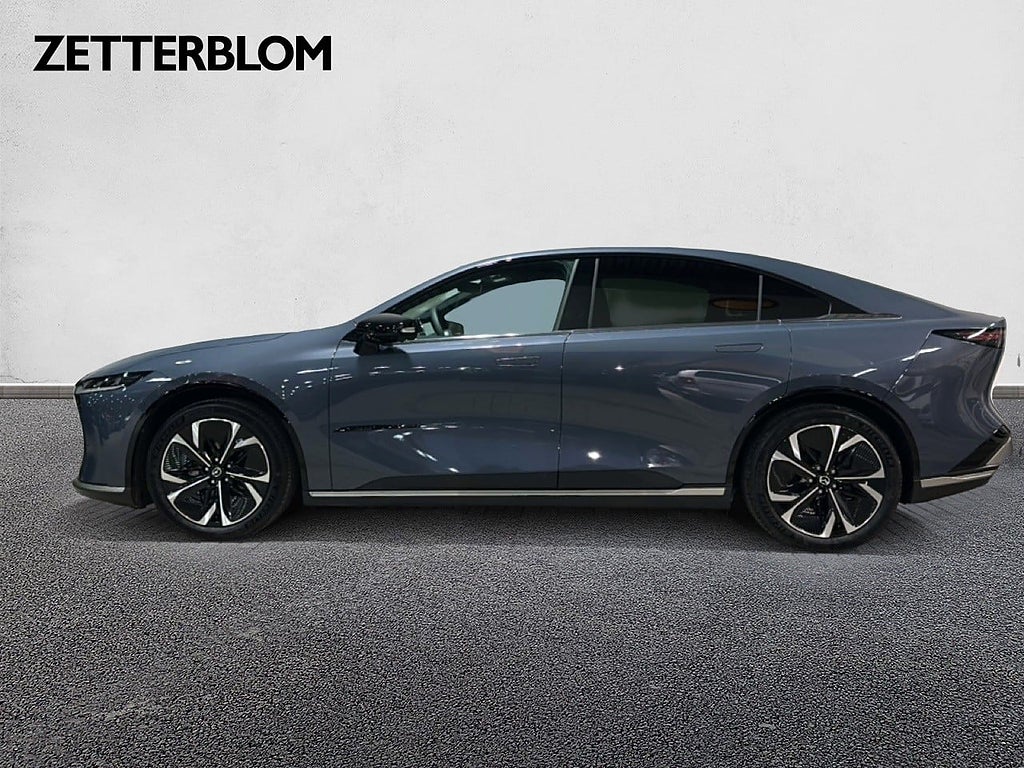 Halvkombi Mazda 6 2 av 21