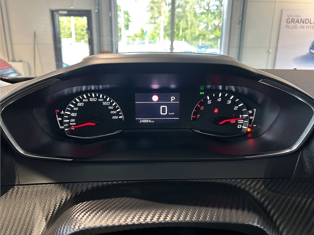 Bild på Peugeot 2008 Active Pack 1.2 PT 130hk Aut - CARPLAY, FARTÅLLARE