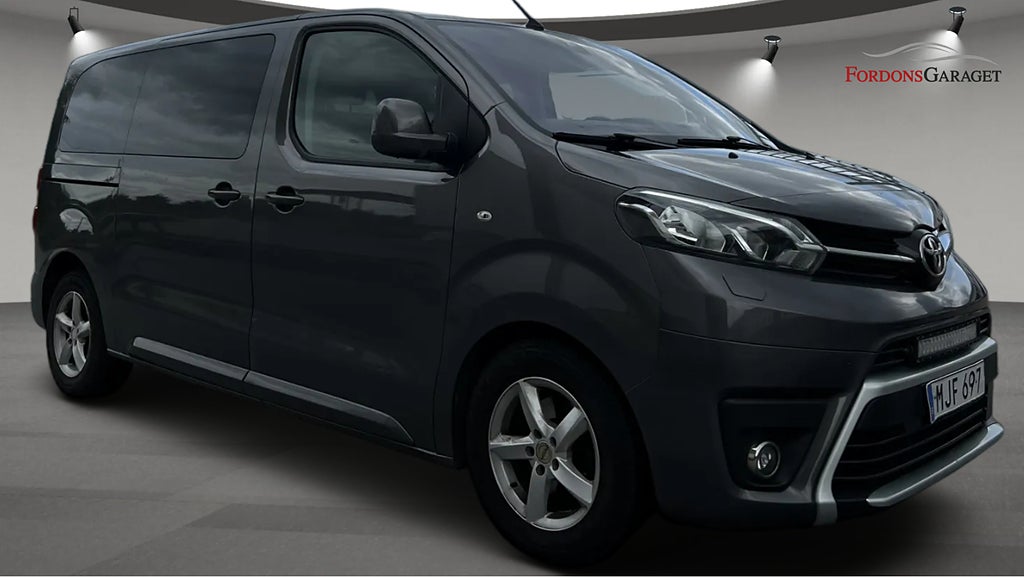 Toyota Proace Verso 2.0 D-4D DRAG HUD PDC 9 SITS ENTERTAINMENT SKÄRM 150HK 