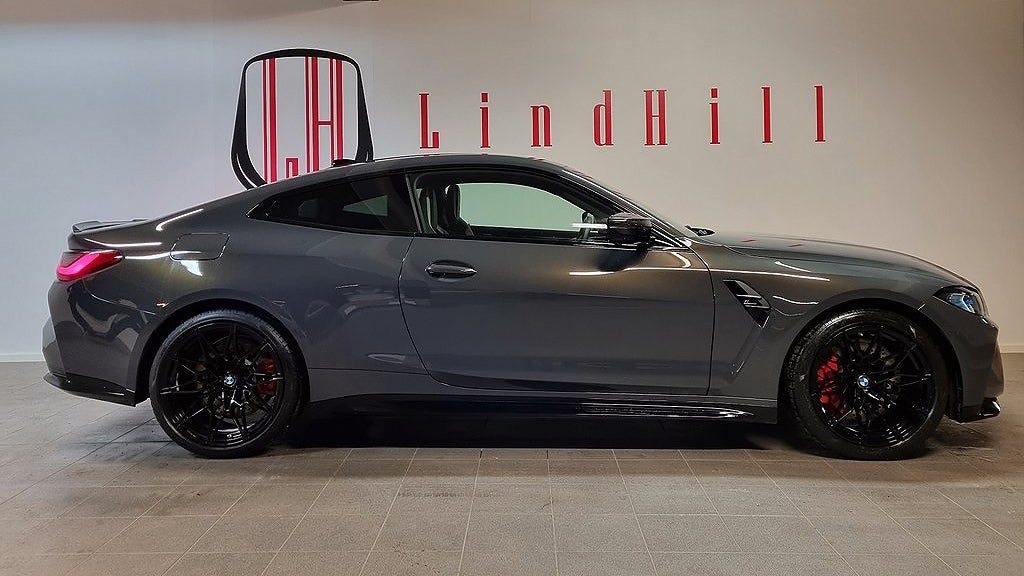 BMW M4 har en rak sexa på 510 hästkrafter. 