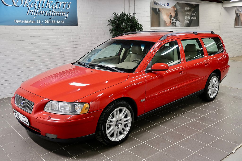 Volvo V70 2.4 140Hk Business Paket Dragkrok Nybesiktad