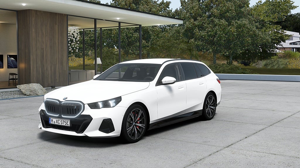 BMW i5 xDrive40 Touring M Sport Pro Active Ed Drag DA H K | Ränta 0,95%