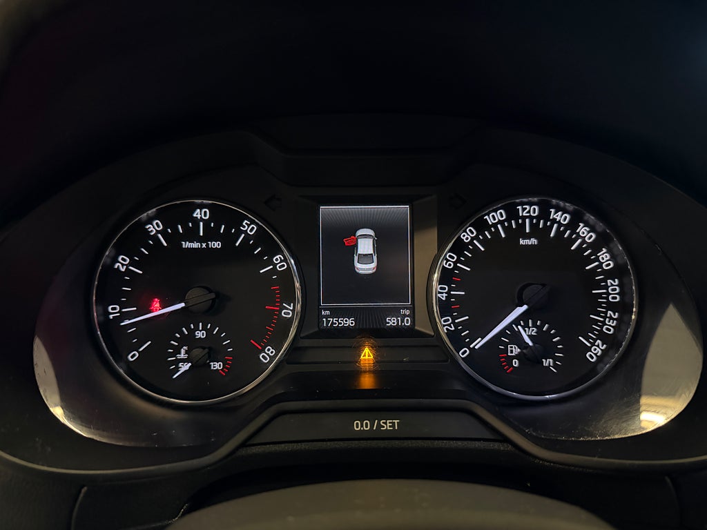 Skoda Octavia 2013 - miniatyr 12