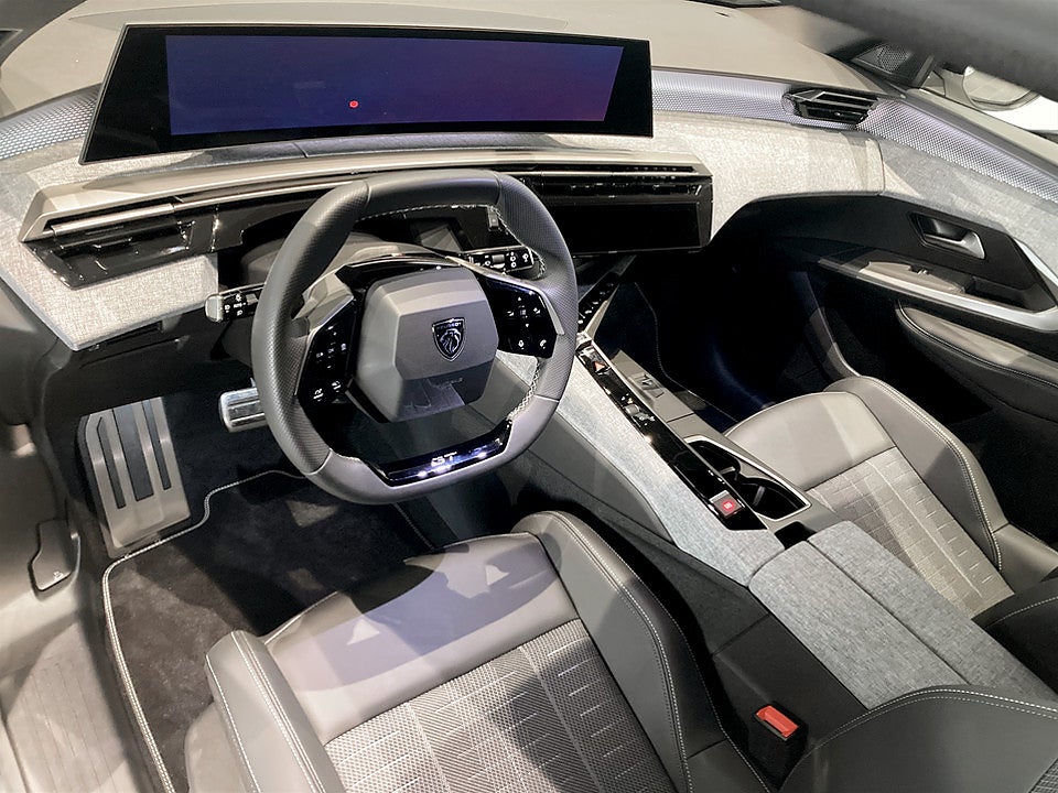 Bild på Peugeot 5008 GT Hybrid 145hk Aut KAMPANJ BRÄNSLE INGÅR