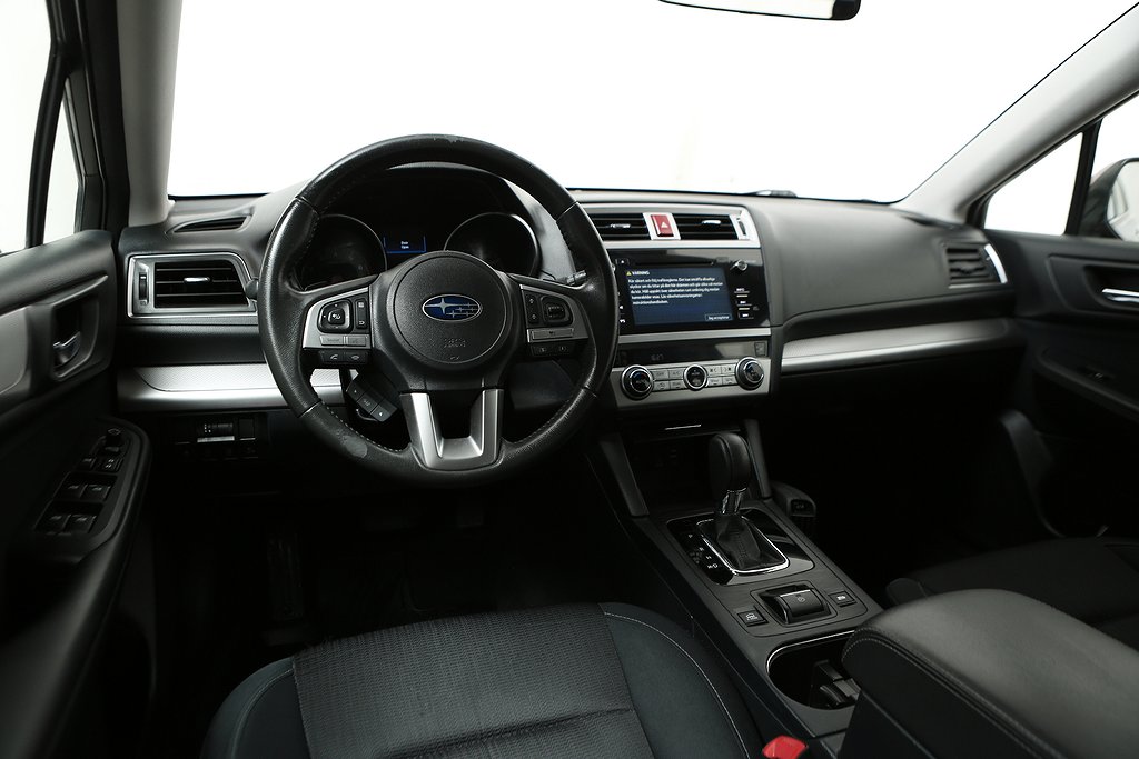 Subaru Outback 2,5i 175hk Base AWD Aut Motorv Dragkrok 2016