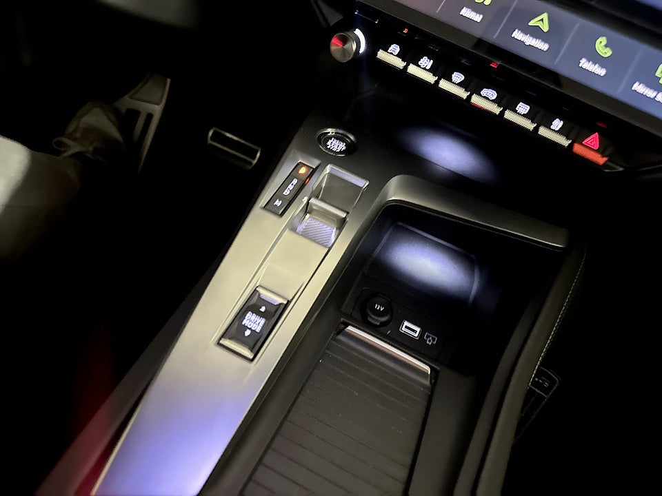 Bild på Peugeot 308 SW GT 1.2 PT 130hk Aut B-KAMERA CARPLAY