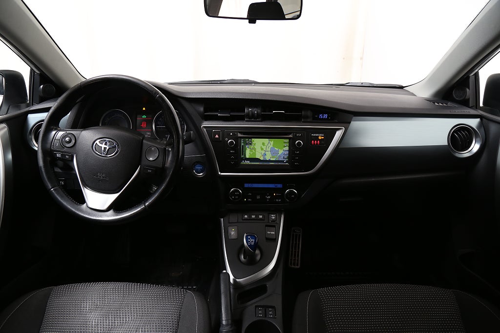 Toyota Auris Touring Sports Hybrid e-CVT Edition 50 Motorvärmare 2014