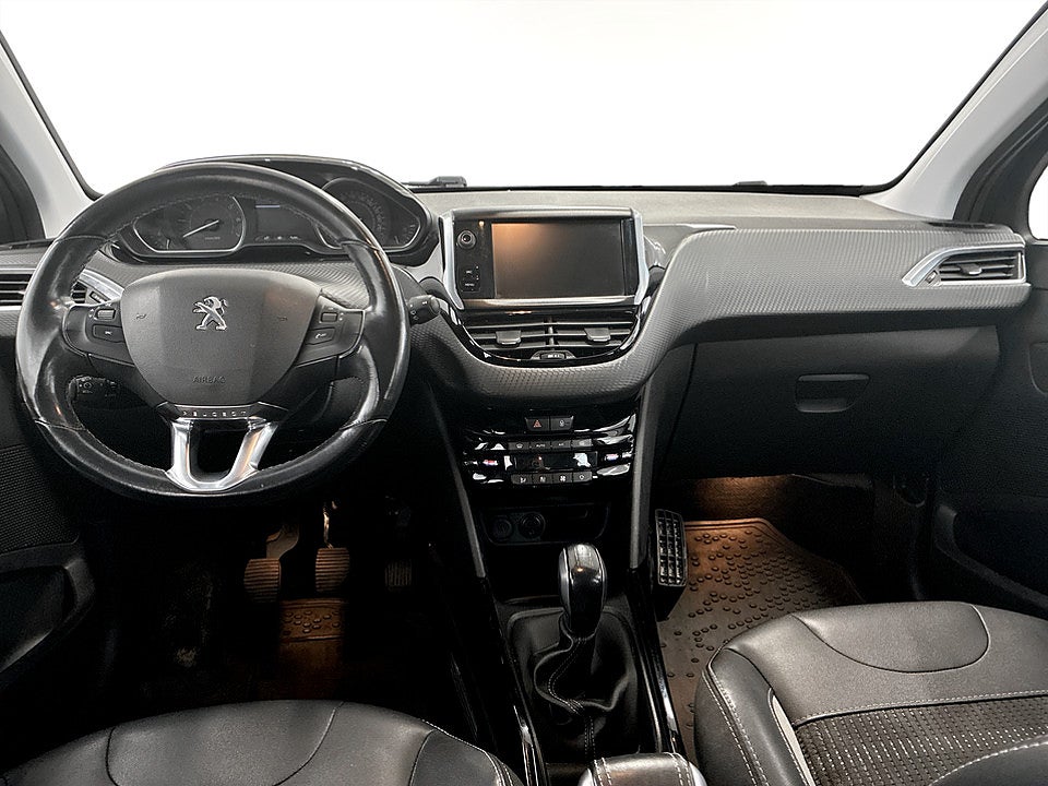 Bild på Peugeot 2008 Allure 1.2 PT 82hk KUPÉVÄRMARE