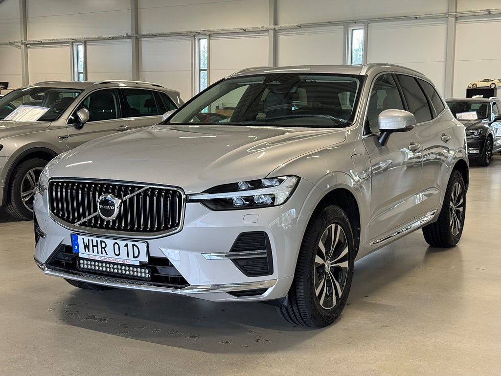 Volvo XC60 Recharge T6 AWD PANO LÄDER VÄRMARE DRAG KAMERA MOMS 