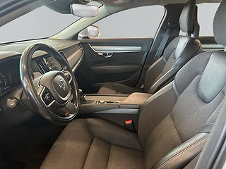 Volvo V90 T4 Momentum S&V-hjul/Carplay/Kamera/Nav/Pvärm/Drag