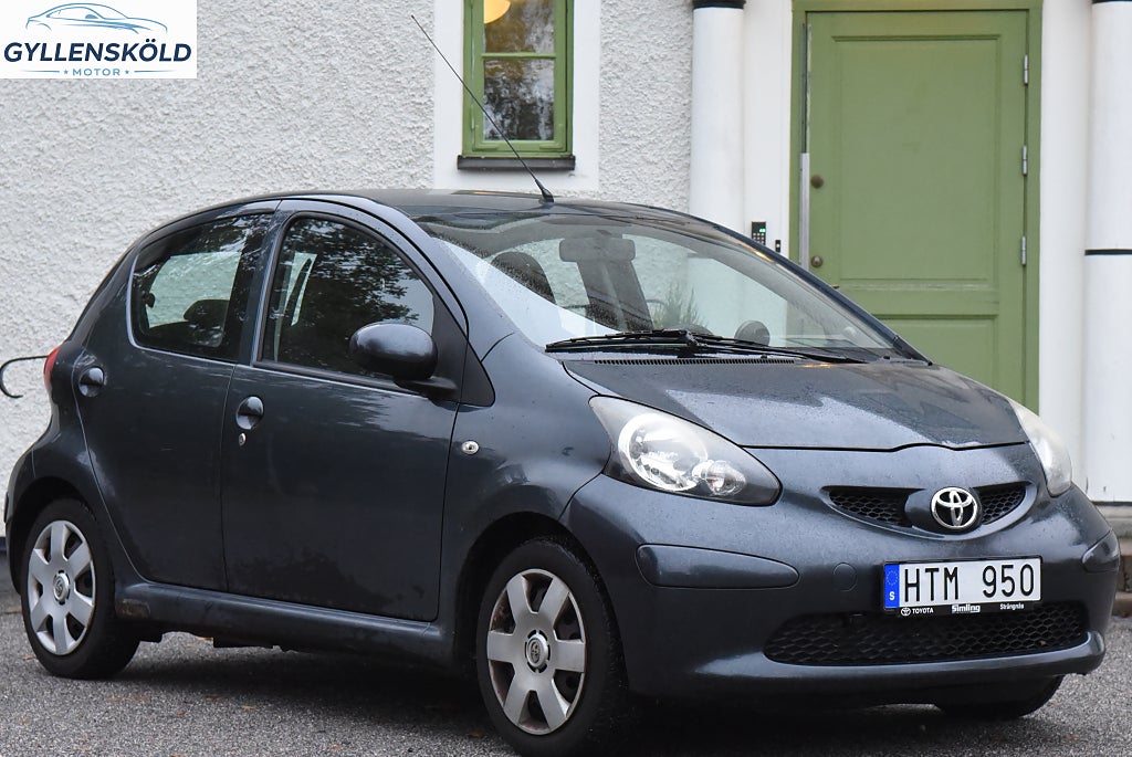 Toyota Aygo 5-dörrar 1.0 68hk Motorvärmare Kupevärmare