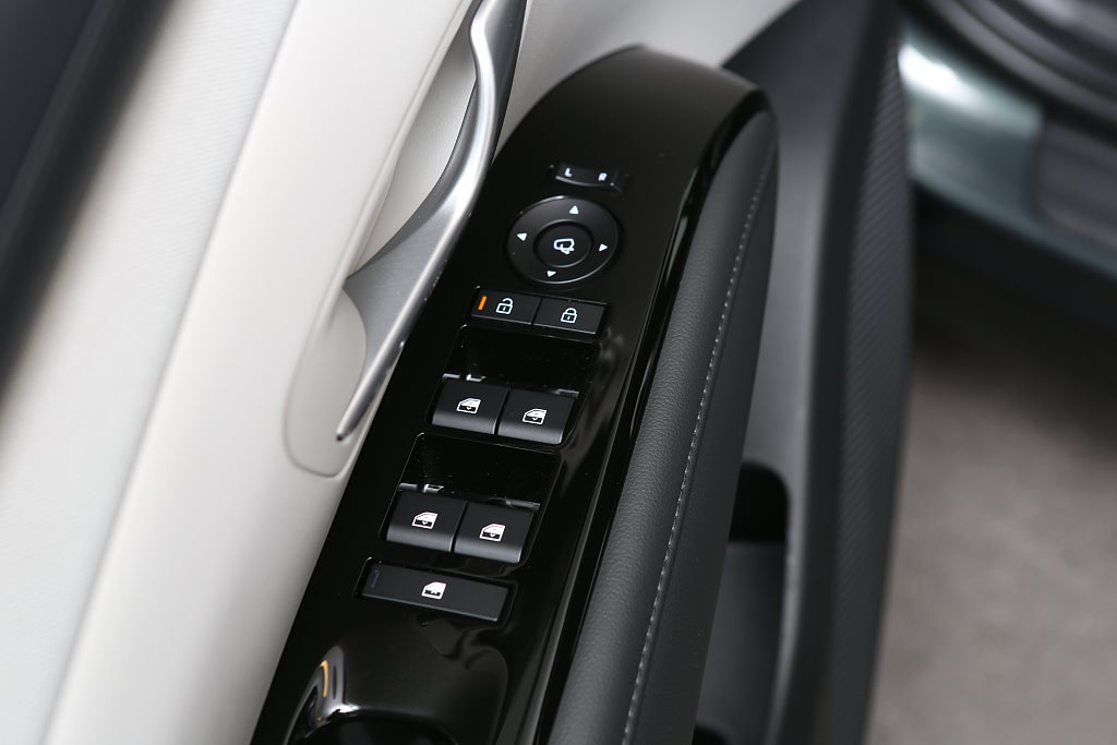 Hyundai Tucson Hybrid 2WD Essential 2027