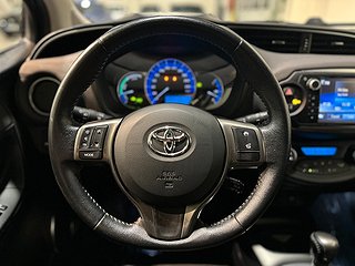 Toyota Yaris Hybrid e-CVT Executive Kamera Kamkedja MoK SoV