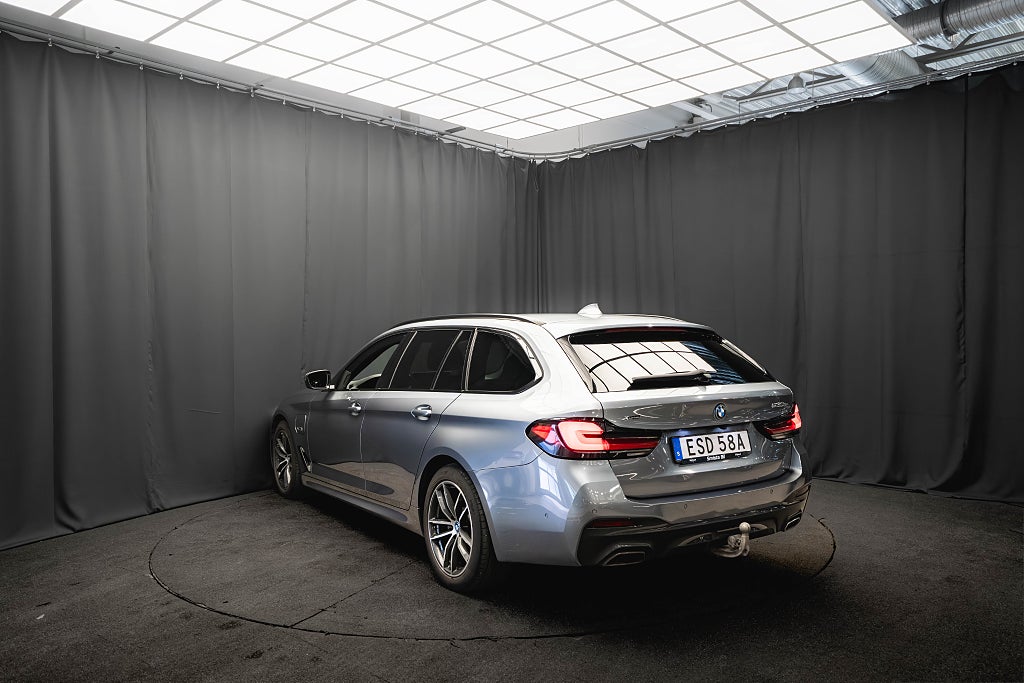 BMW 530e xDrive M Sport LÄDER DRAG KAMERA HiFi 1-ÄGARE MOMS