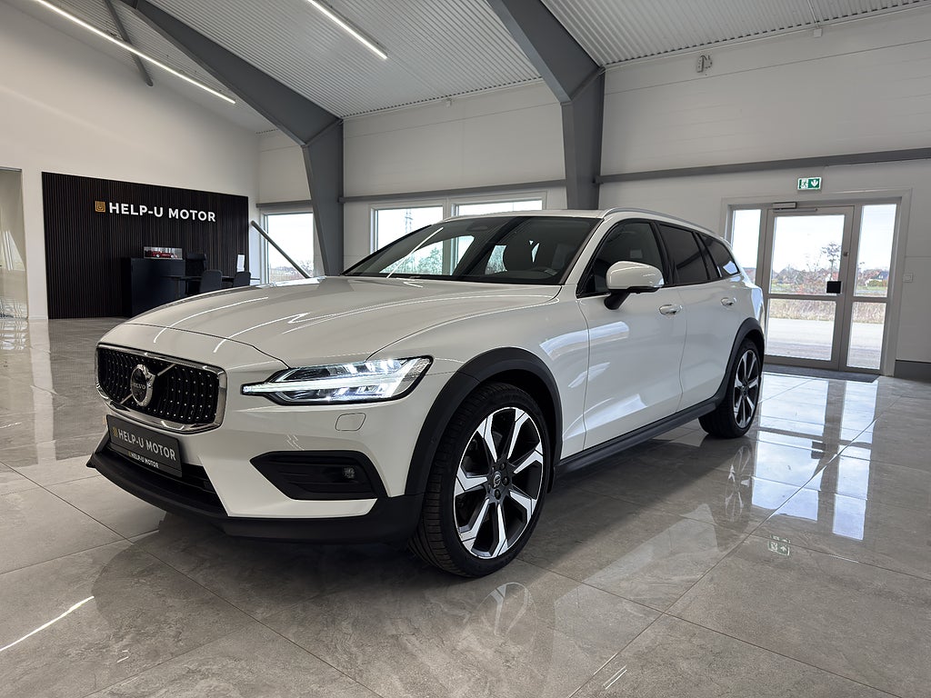 Volvo V60 Cross Country B4 Diesel AWD Inscription Ultimate SE SPEC! 197hk 