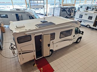 Husbil-halvintegrerad Mc Louis MC2 22 5 av 23