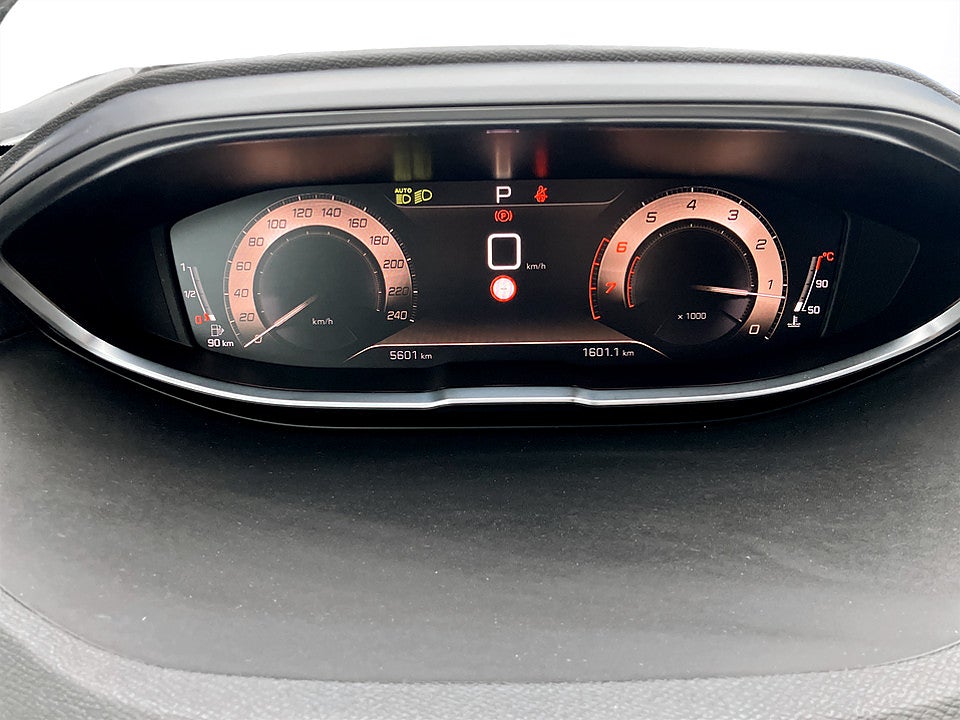 Bild på Peugeot 5008 GT 1.2 PT Aut 7-SITS B-KAMERA EL-BAKLUCKA 130hk 