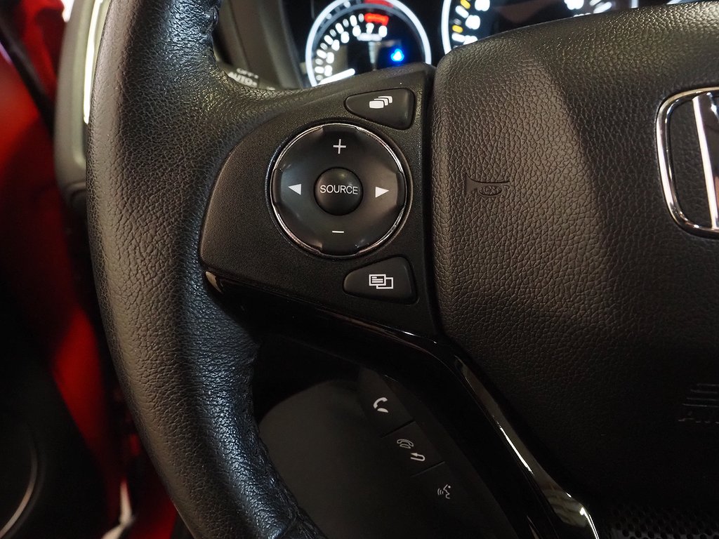 Honda HR-V 1.5 i-VTEC CVT Automat Farthållare P-Sensorer 2016