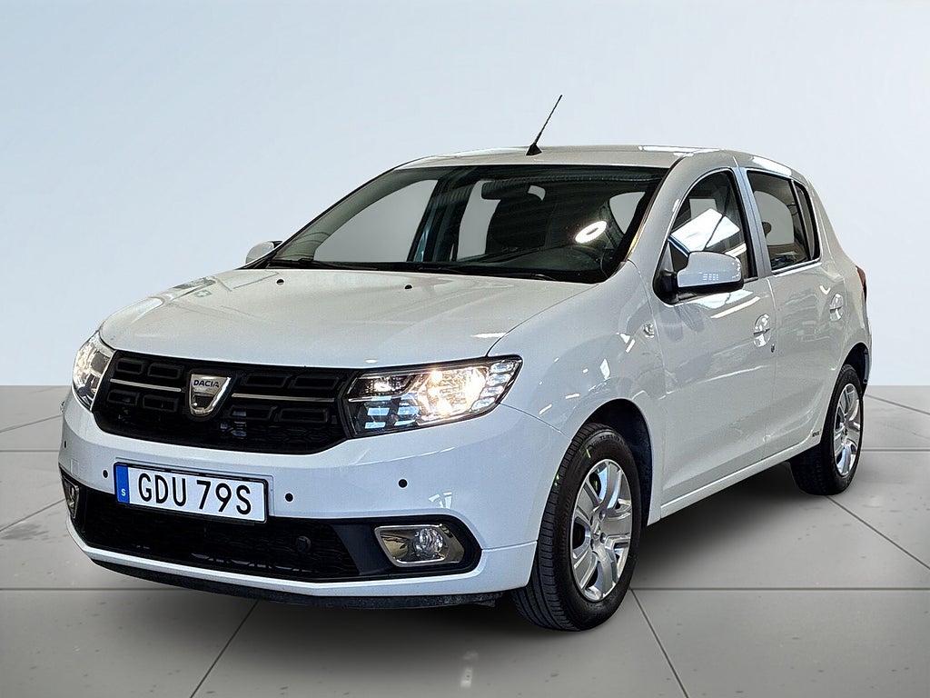 Dacia Sandero 1.0 TCe Värmare Drag Psens BT S&V-Hjul