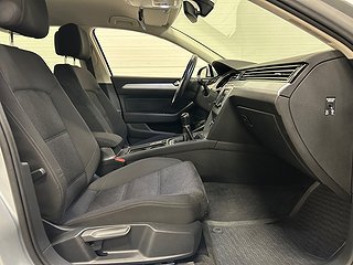 Kombi Volkswagen Passat 13 av 25