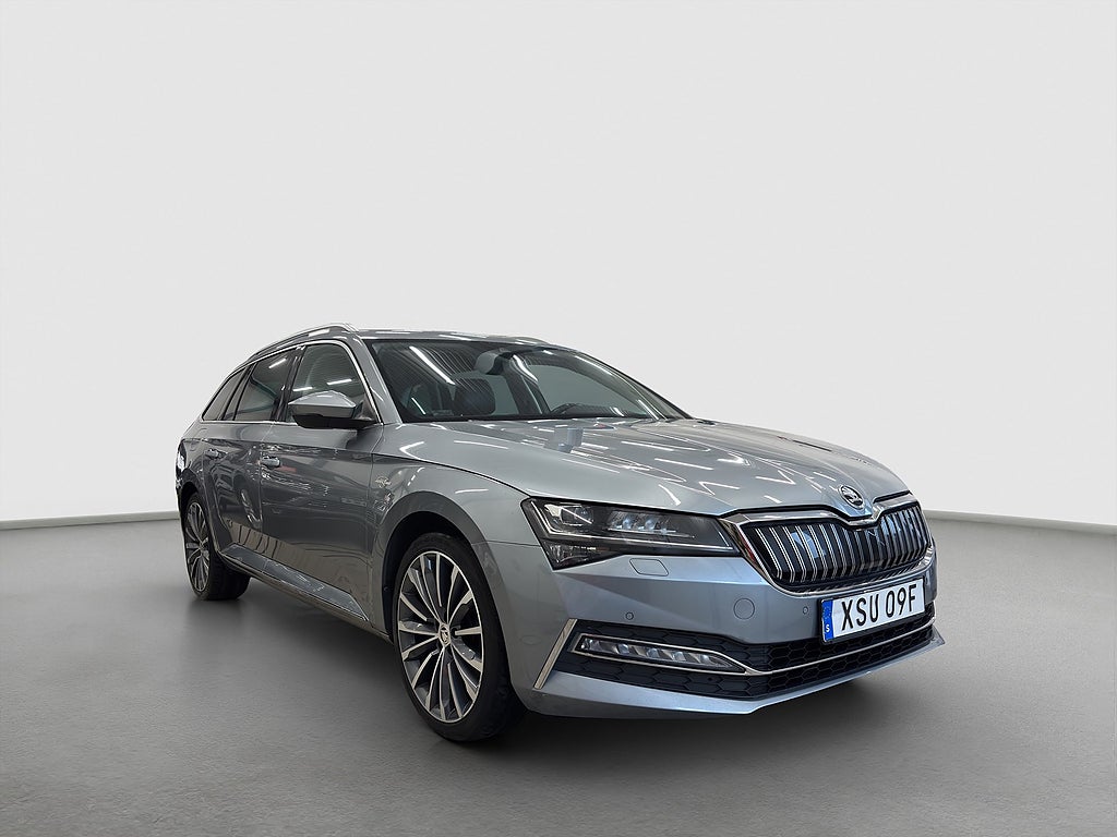 Skoda Superb iV 218hk 1.4 TSI L&K Värmare Skinn B-Kamera V-Hjul Drag