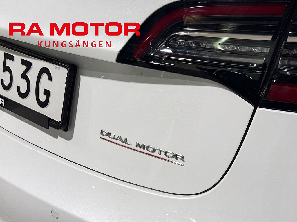 Tesla Model 3 Performance 513hk AWD | Pano | Skinn | Kamera | AP 2019