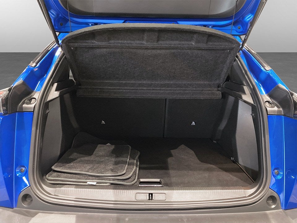 Bild på Peugeot E-2008 GT 50kWh 136hk Aut - B-KAMERA, CARPLAY