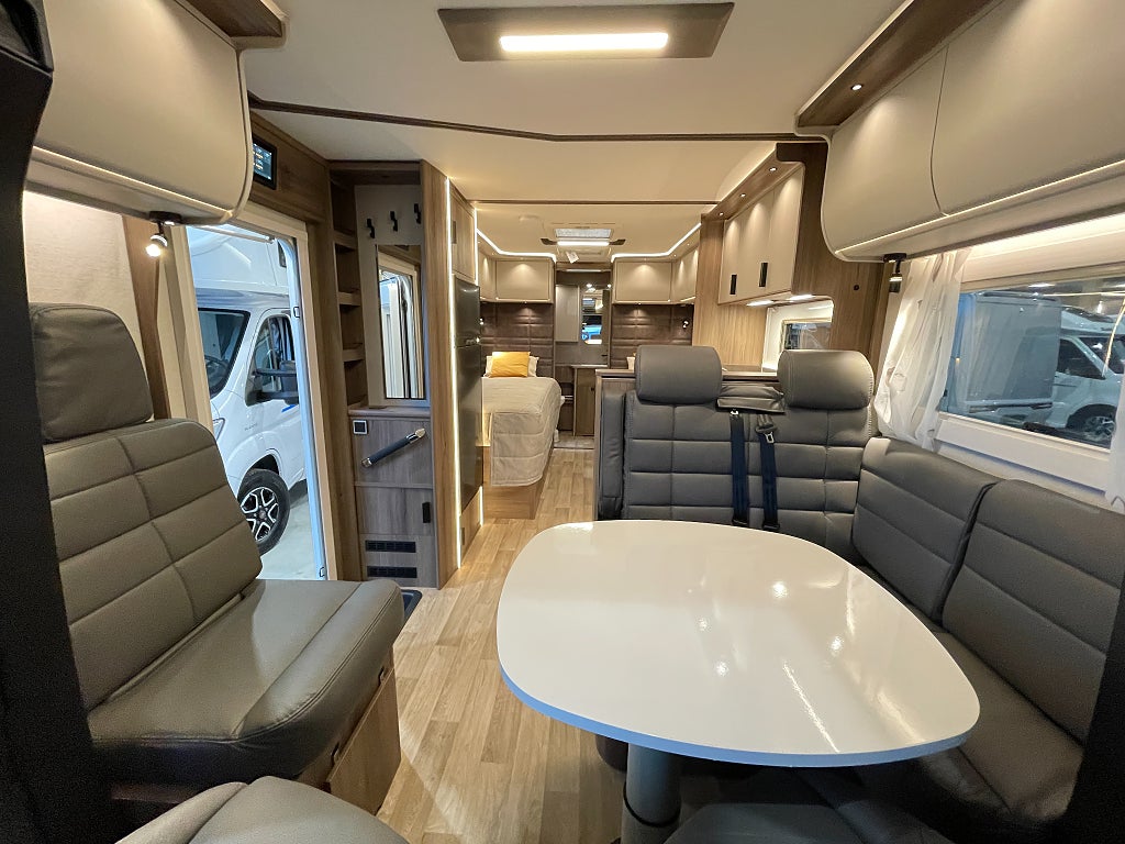 Kabe TMX Royal 810 LT / ALDE / Cinderella / Taksäng / Skinn / 5bält/  - Kabe