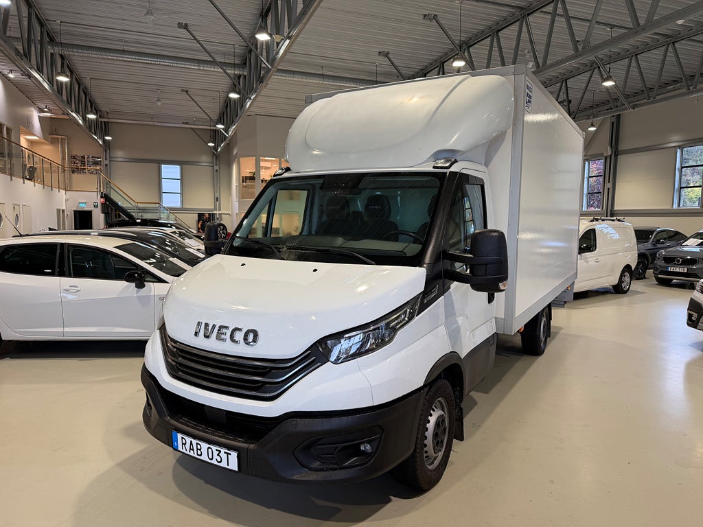 Iveco Daily 35-160 Volymskåp 2.3 JTD Hi-Matic 156hk