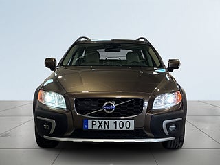 Volvo XC70 D4 AWD Aut Summum Drag Värmare Skinn Psens Fullserv S&V – bild 2