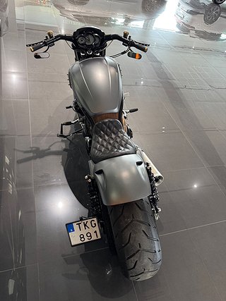 Custom Harley-Davidson VRSCF 4 av 5