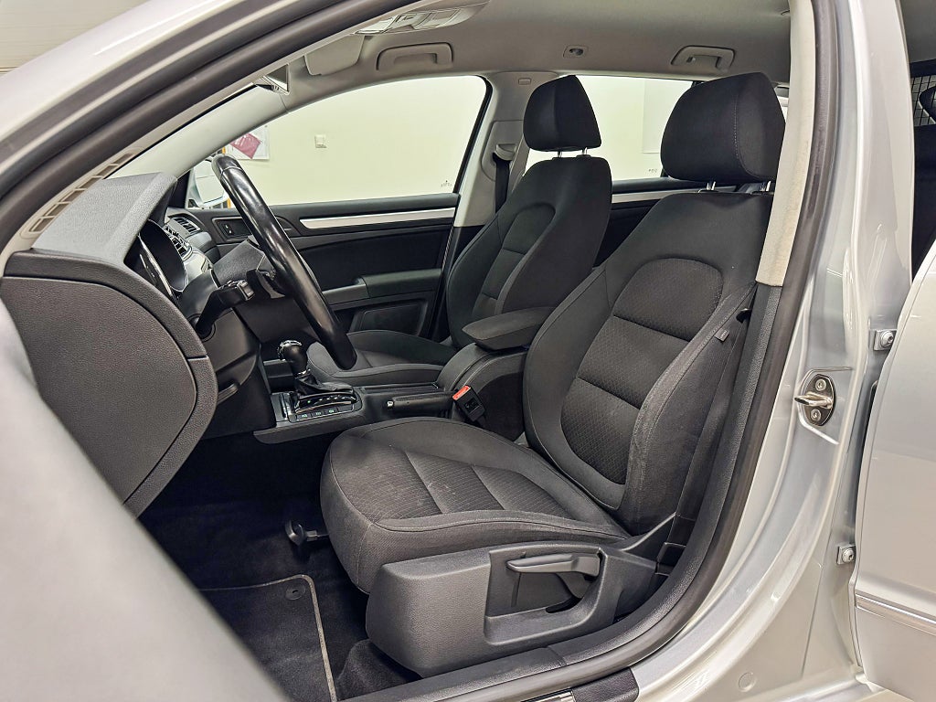 Skoda Superb Kombi 2,0 TDI AWD Automat 170Hk