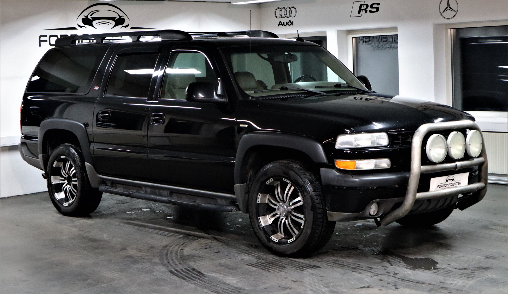 Chevrolet Suburban 2006, bild 2/41