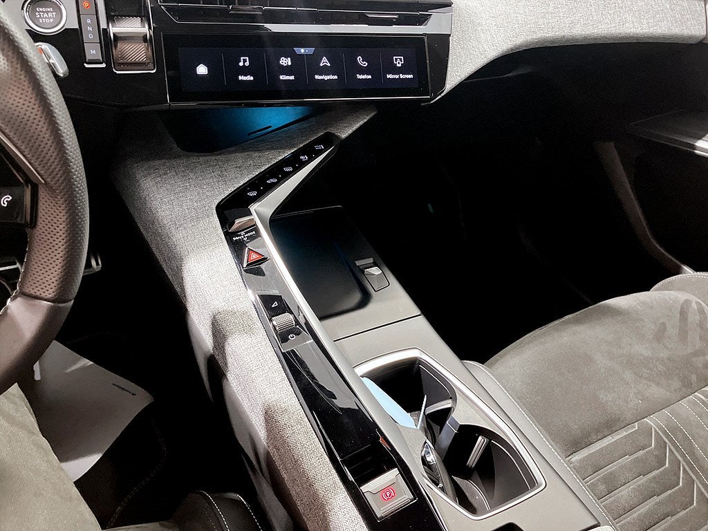 Bild på Peugeot 3008 GT Hybrid 136hk Aut - B-KAMERA, CARPLAY