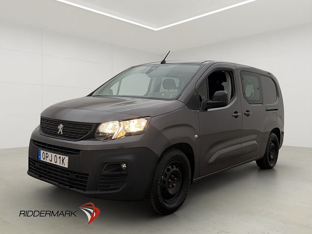 Peugeot e-Partner CrewVan L2 136hk Värmare PDC CARPLAY Moms