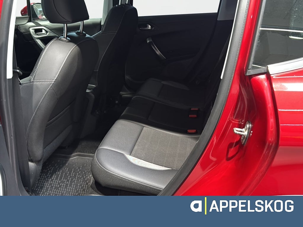 Bild på Peugeot 2008 ALLURE PureTech 110 |RÄNTA 3,99%|V-HJUL INGÅR|
