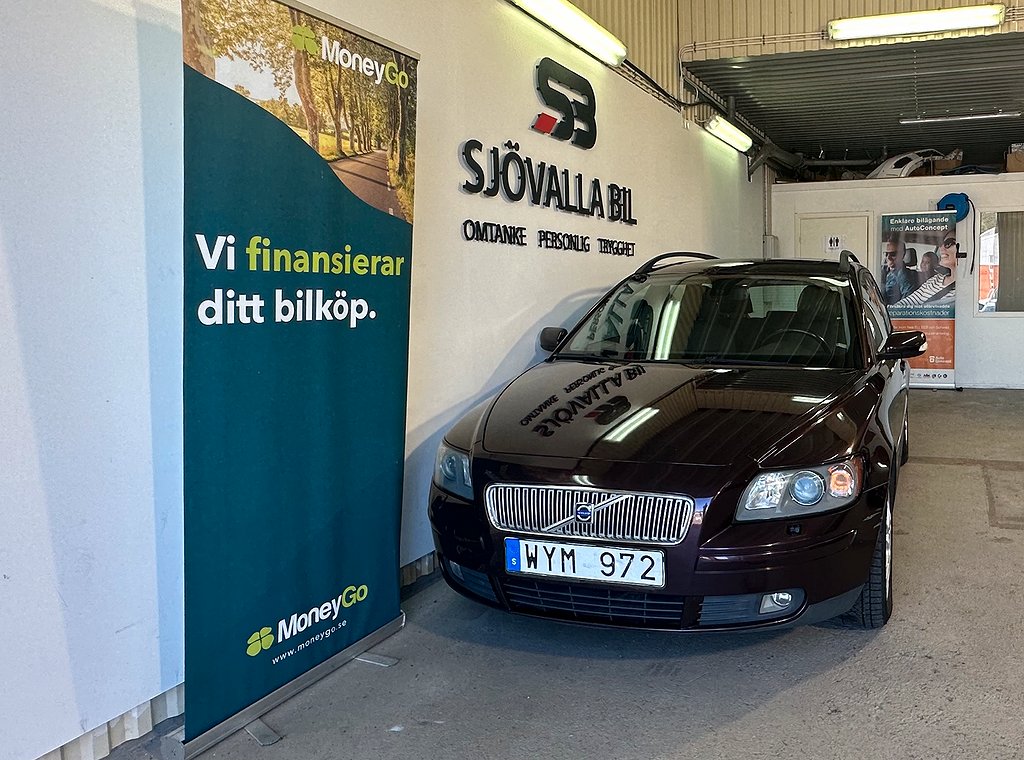 Volvo V50 2.0 D Momentum Servad/ Taklucka/NyBesiktad