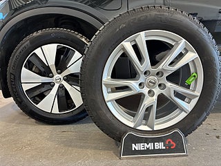 Volvo XC40 Recharge T4 DCT Core Bright Drag Kamera Cockpit S&Vhjul