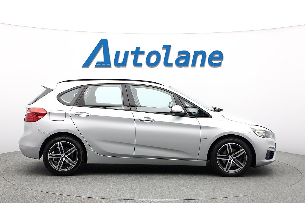 BMW 218d Active Tourer SportLine, GPS, Automat, Rattvärme 150hk