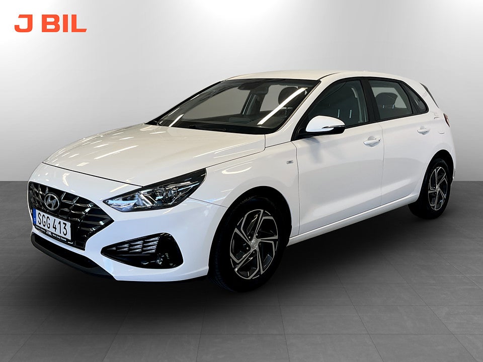 Bild på Hyundai i30 Essential 1.0 DCT 120hk Aut B-KAMERA CARPLAY