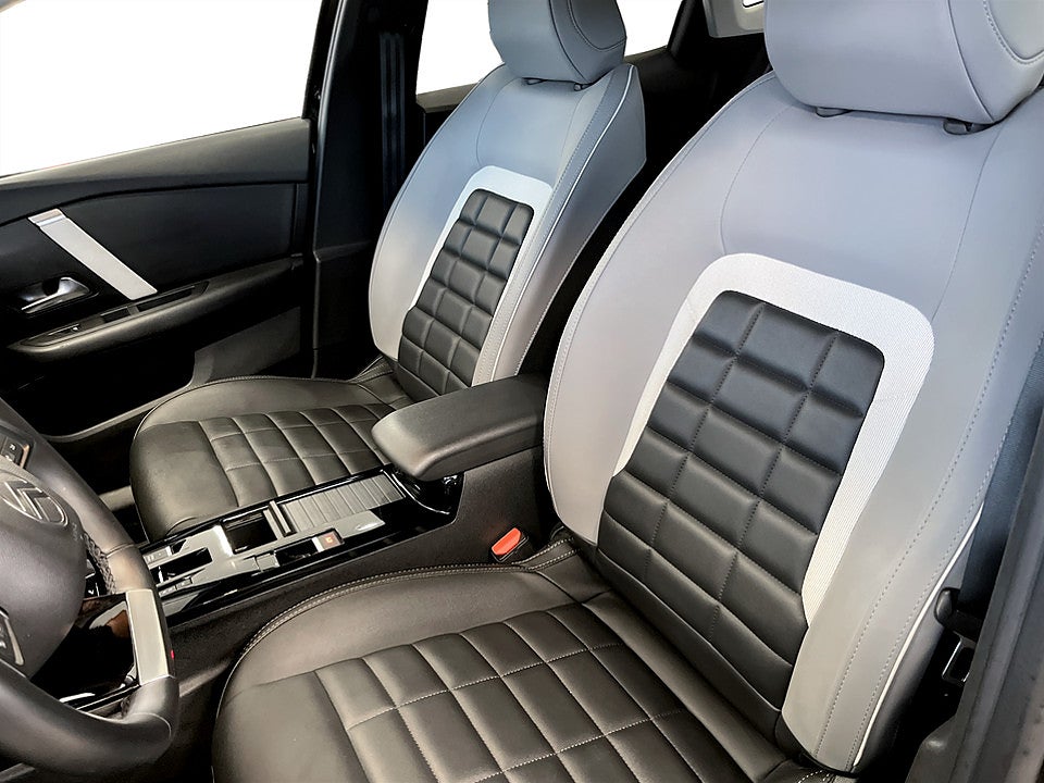 Bild på Citroen C4 X FL Max Hybrid 145hk Aut B-KAMERA